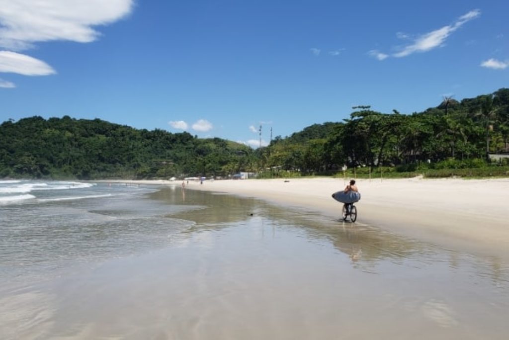 São Sebastião: 29 das 30 praias avaliadas pela Cetesb foram aprovadas. Apenas a Praia Preta do Norte recebeu bandeira vermelha