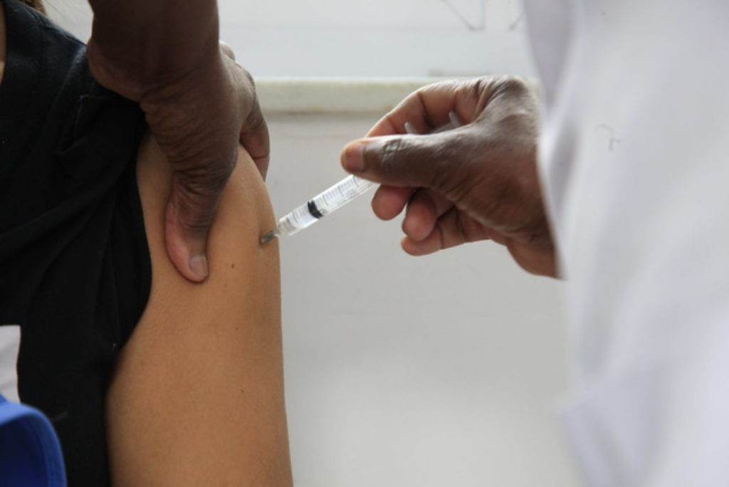 São Sebastião: Aberto pré-cadastro para vacinação da 1ª fase da Covid-19
