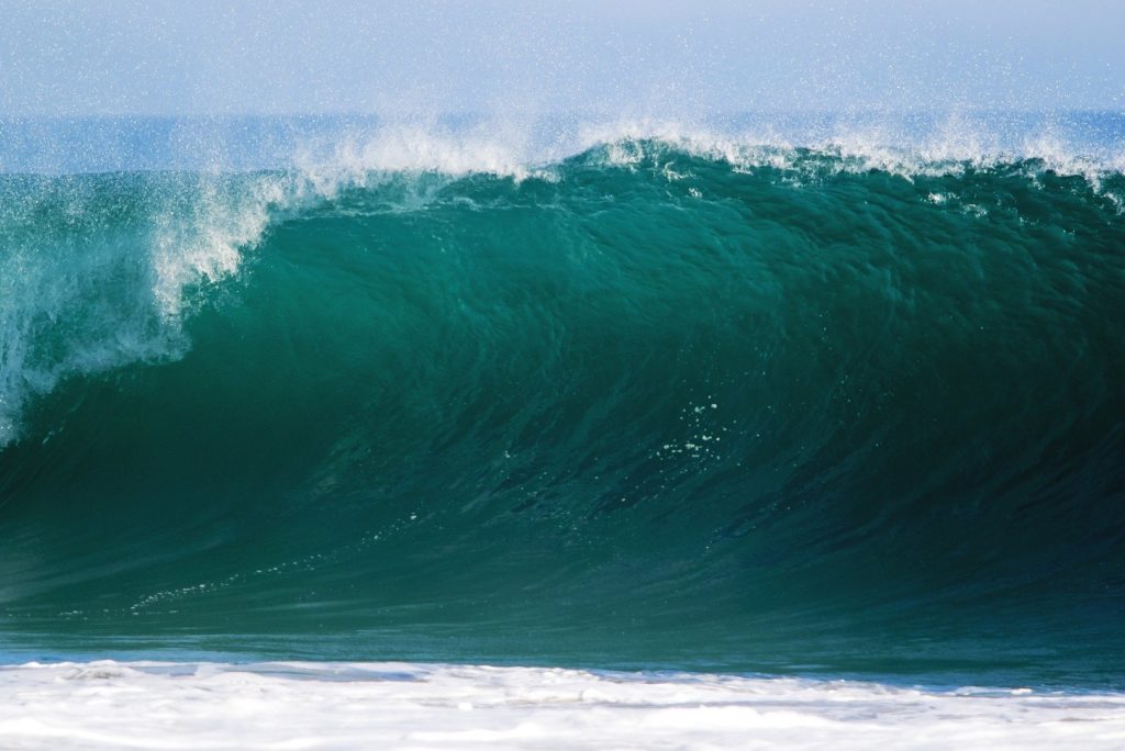 Litoral de SP tem alerta de mar agitado nos próximos dias; ondas podem chegar a 2,5 metros
