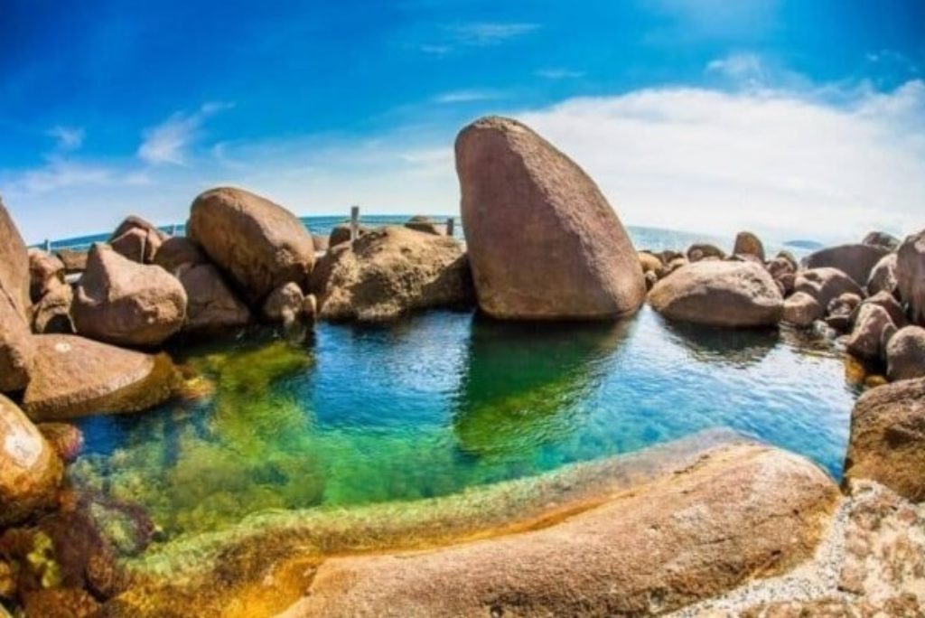 Ilhabela: Conheça as Piscinas Naturais, com águas calmas e cristalinas