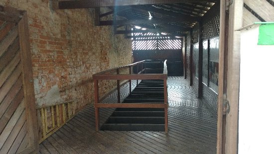 São Vicente: Na Casa Martim Afonso está a primeira parede erguida em alvenaria no Brasil