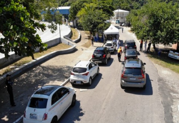 Fluxo de veículos na Costa Norte de São Sebastião é de mais de 700 veículos por hora
