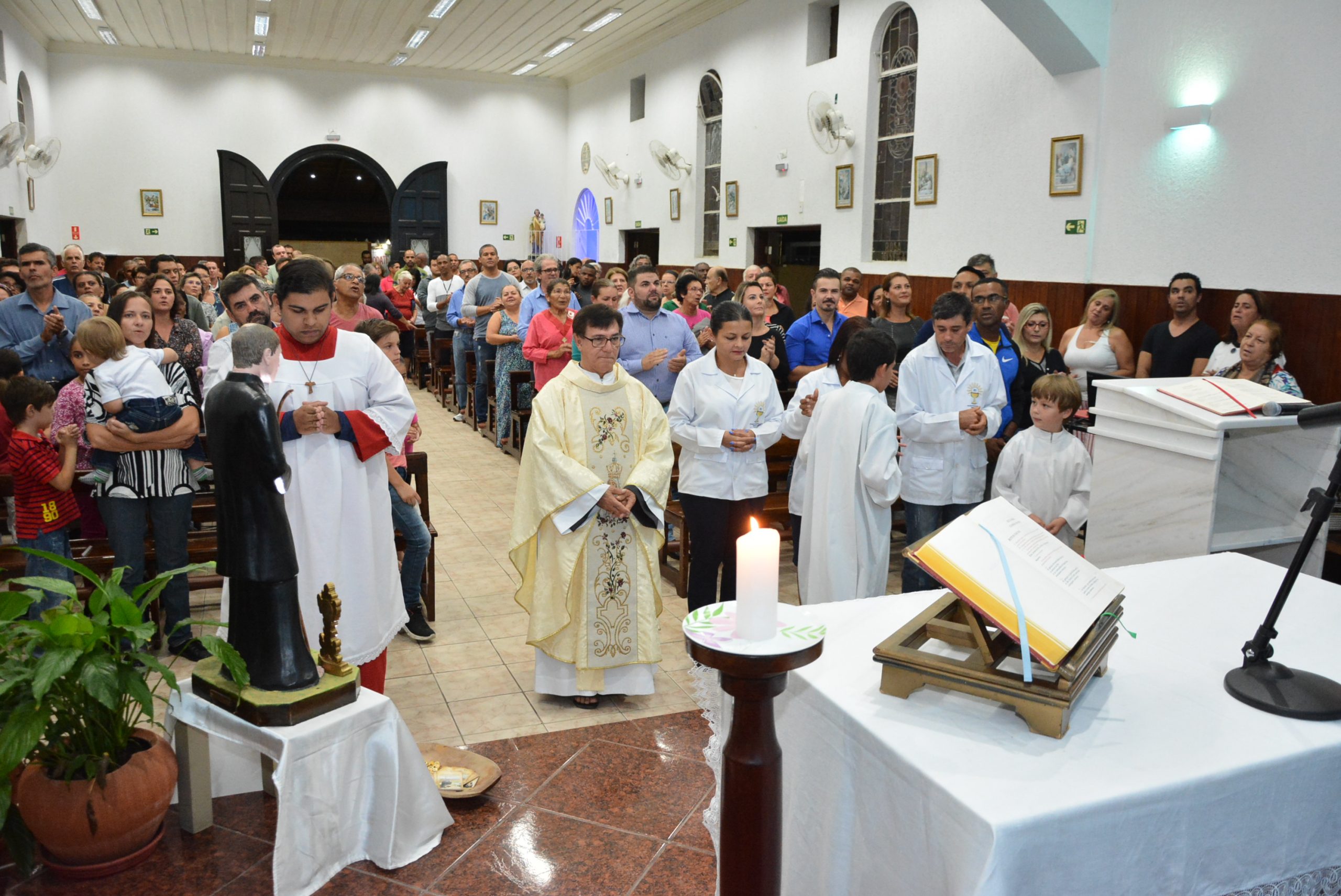 Dia de Finados é celebrado com programação religiosa em Bertioga