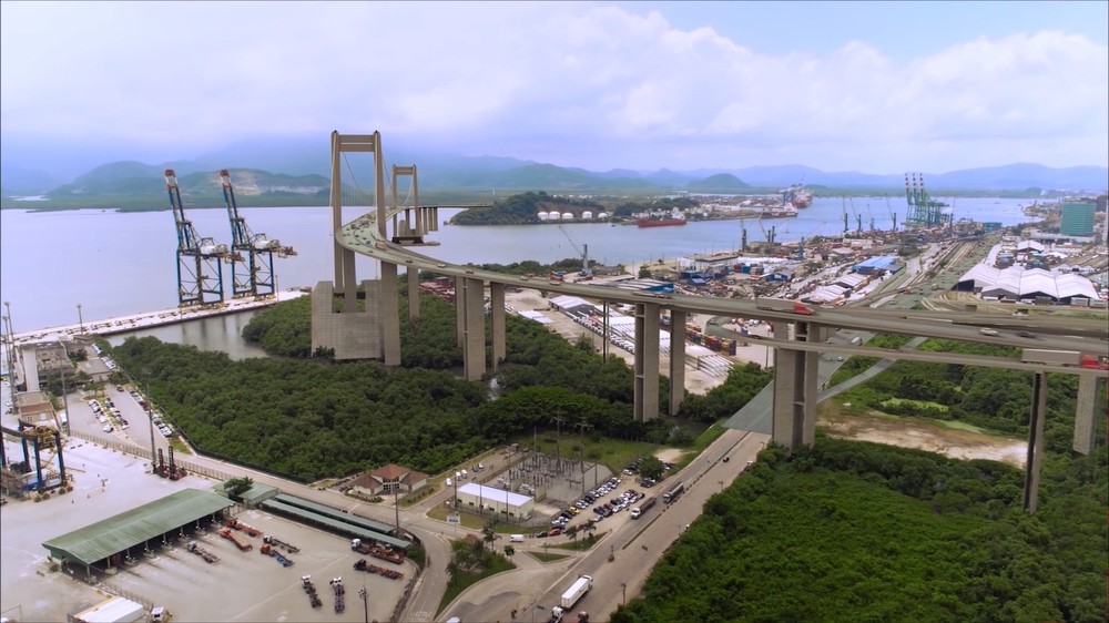 Doria diz que Estado vai ingressar com ação judicial para garantir a construção da ponte entre Santos e Guarujá