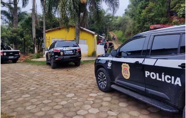 Operação da Polícia Civil contra o tráfico de drogas prende nove em São Sebastião
