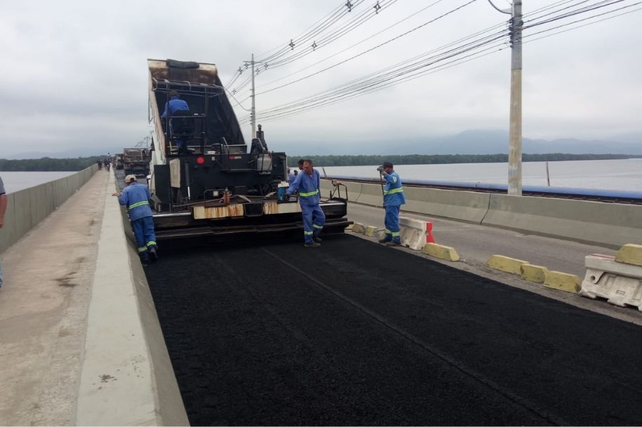 São Vicente: Pavimentação da Ponte dos Barreiros teve início neste sábado (9)