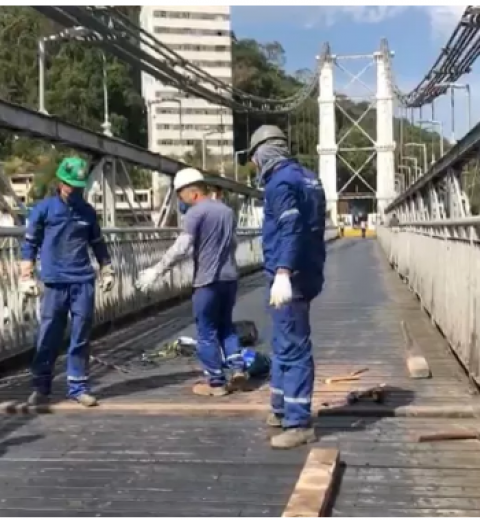 Tráfego na Ponte dos Barreiros é liberado em São Vicente