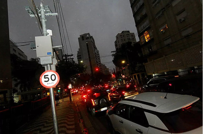 Radares de fiscalização serão ativados em Santos, SP; confira os locais