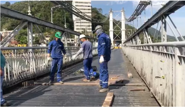 Ponte Pênsil passa por obras e será interditada durante a noite a partir desta segunda-feira em São Vicente
