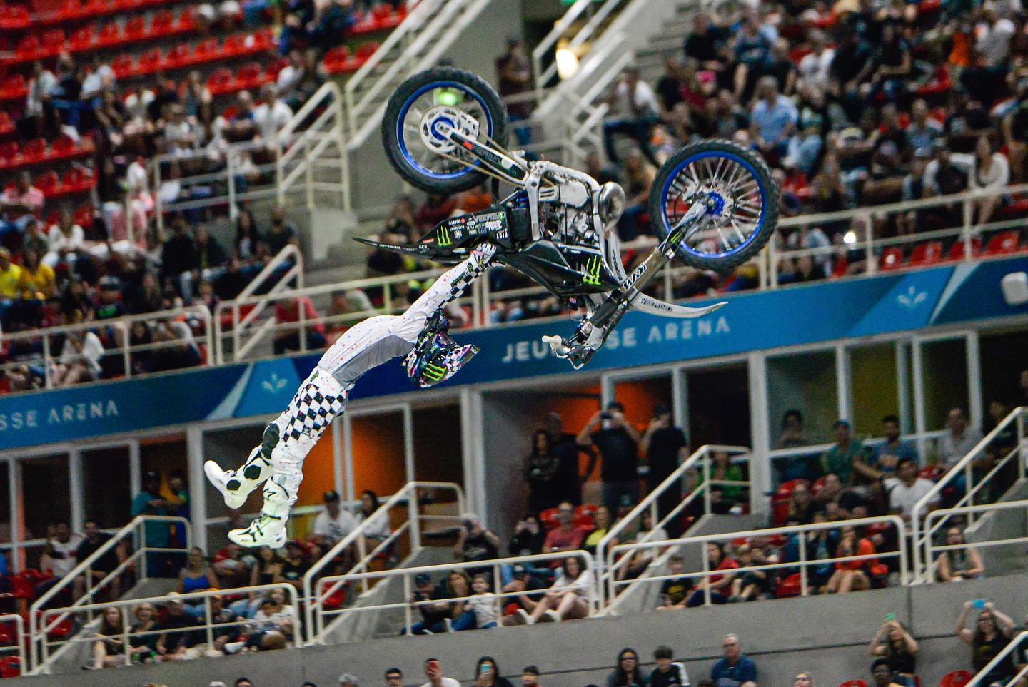 Rio Freestyle Motocross 2022 atraiu mais de 6 mil pessoas em Arena no Rio de Janeiro. Piloto japonês venceu o evento internacional