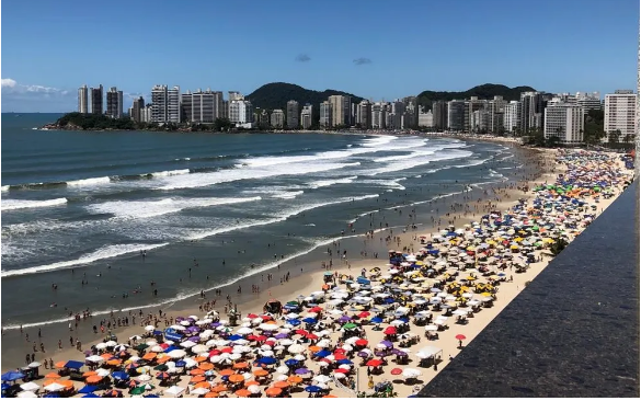 Jovem de 22 anos morre após se afogar em praia do Guarujá e sofrer parada cardiorrespiratória