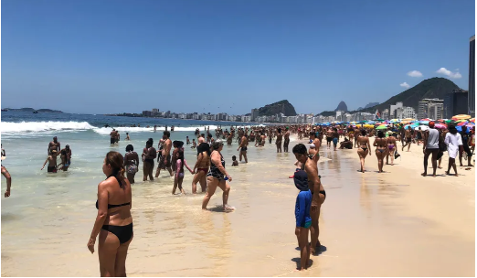 Rio tem o dia mais quente do verão, com máxima 40ºC e sensação térmica de 54ºC neste domingo