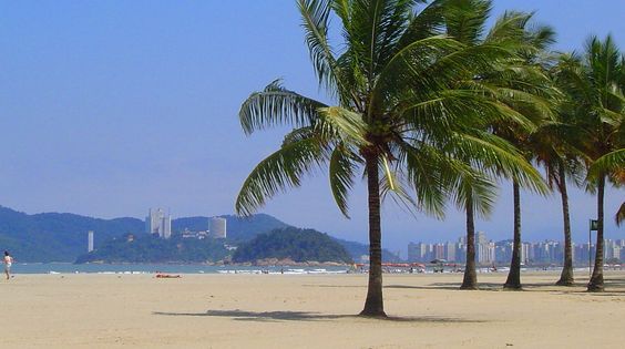 Descubra qual é a Praia mais próxima de São Paulo e suas características imperdíveis