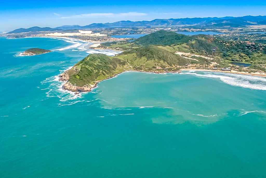 SC tem os 3 destinos de praia mais bem avaliados do país, segundo a plataforma Airbnb
