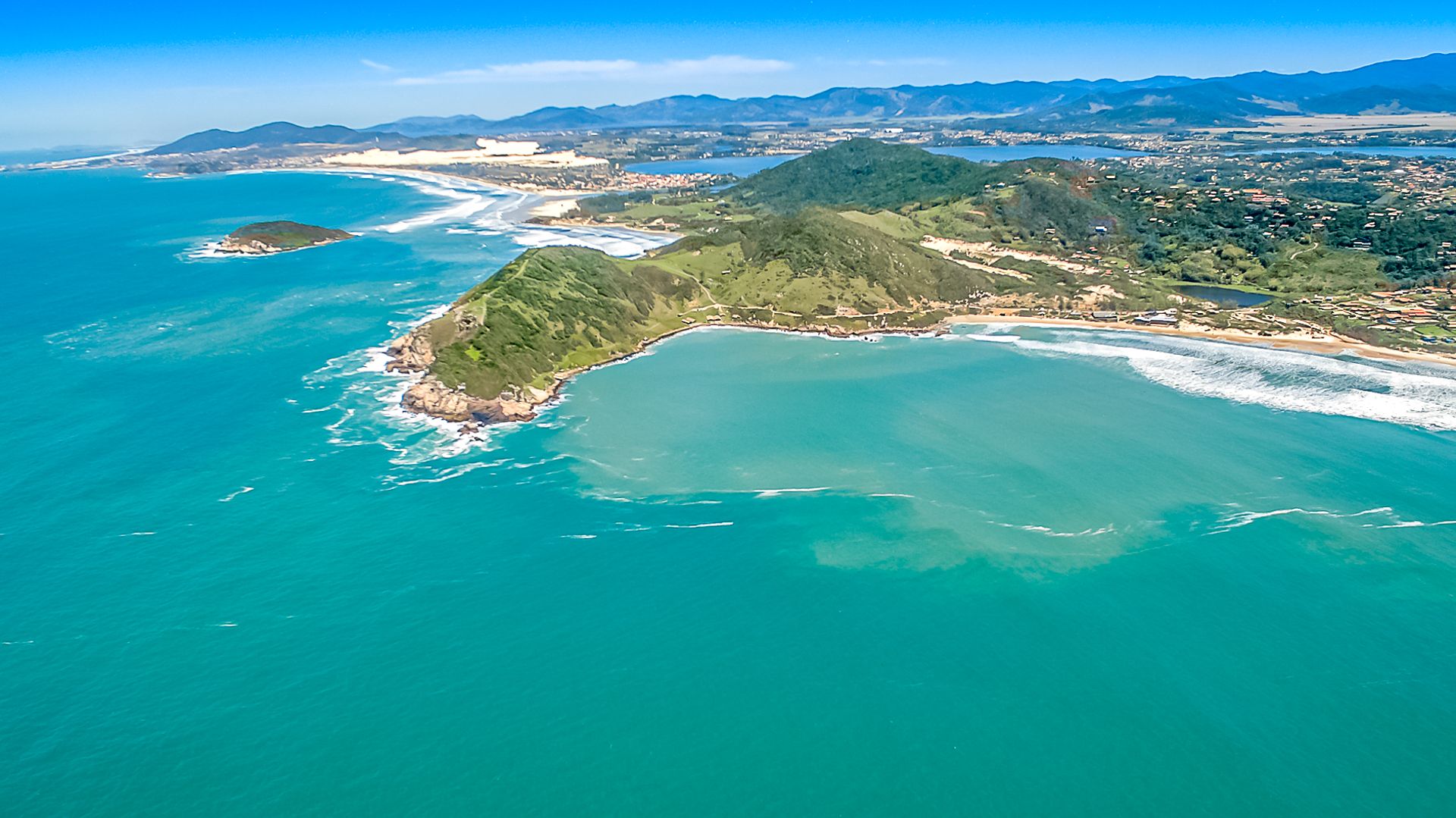 SC tem os 3 destinos de praia mais bem avaliados do país, segundo a plataforma Airbnb