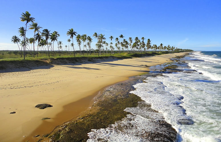 Massarandupió: A Praia de Nudismo eleita a melhor do Brasil e Top-20 do mundo
