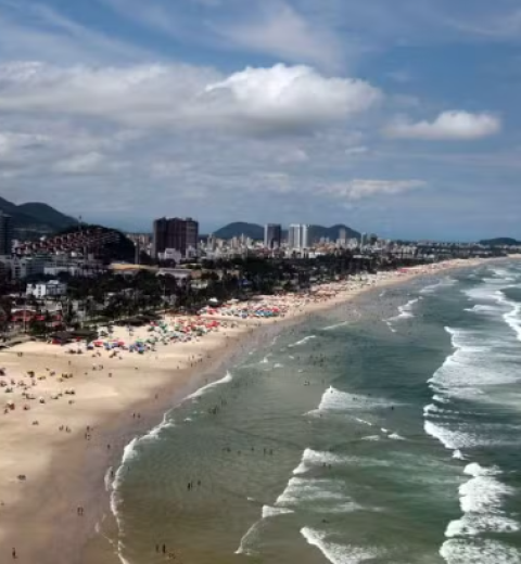 Yoga na Praia da Enseada neste Sábado (08/10/2022) às 9h – Portal Guarujá  de Turismo