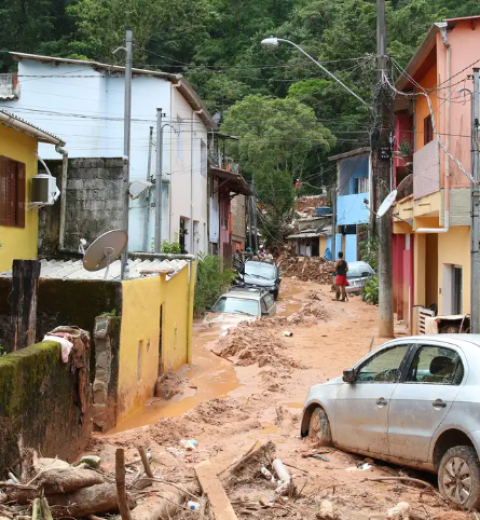 Governo de São Paulo libera verba para obras em 2 mil km de rodovias do Estado