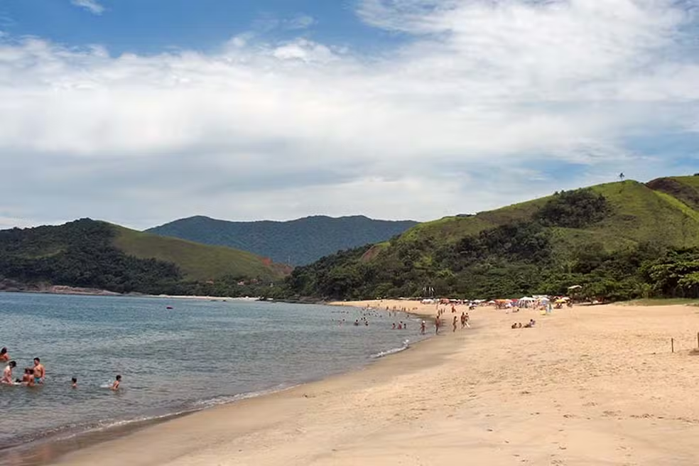 Homem é encontrado morto em praia em São Sebastião